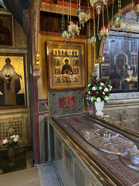 Молебен с акафистом прп. князю Даниилу Московскому